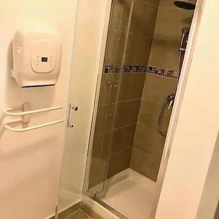 Apartamento Agreable Lumineux Refait A Neuf Tolón
