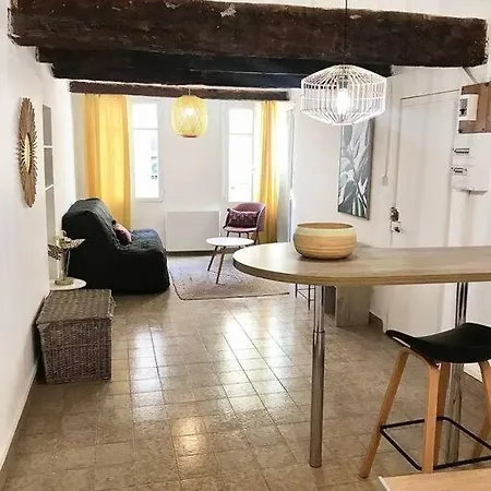 Apartment Agreable Lumineux Refait A Neuf