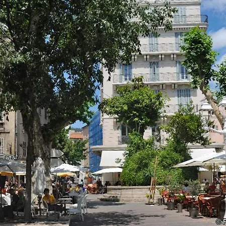 Apartment Agreable Lumineux Refait A Neuf